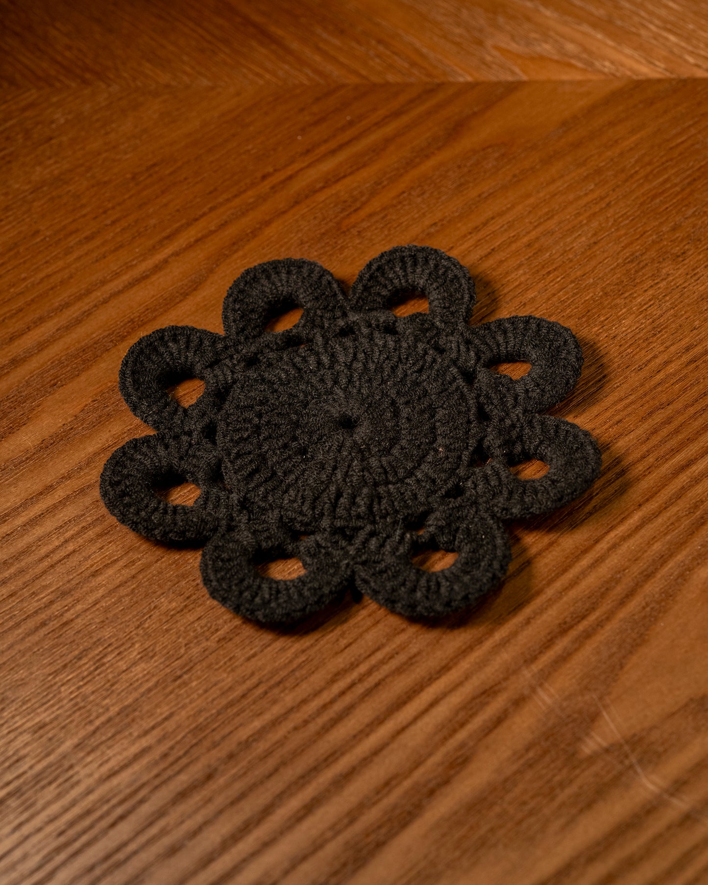 Pertunia Coaster (Black)