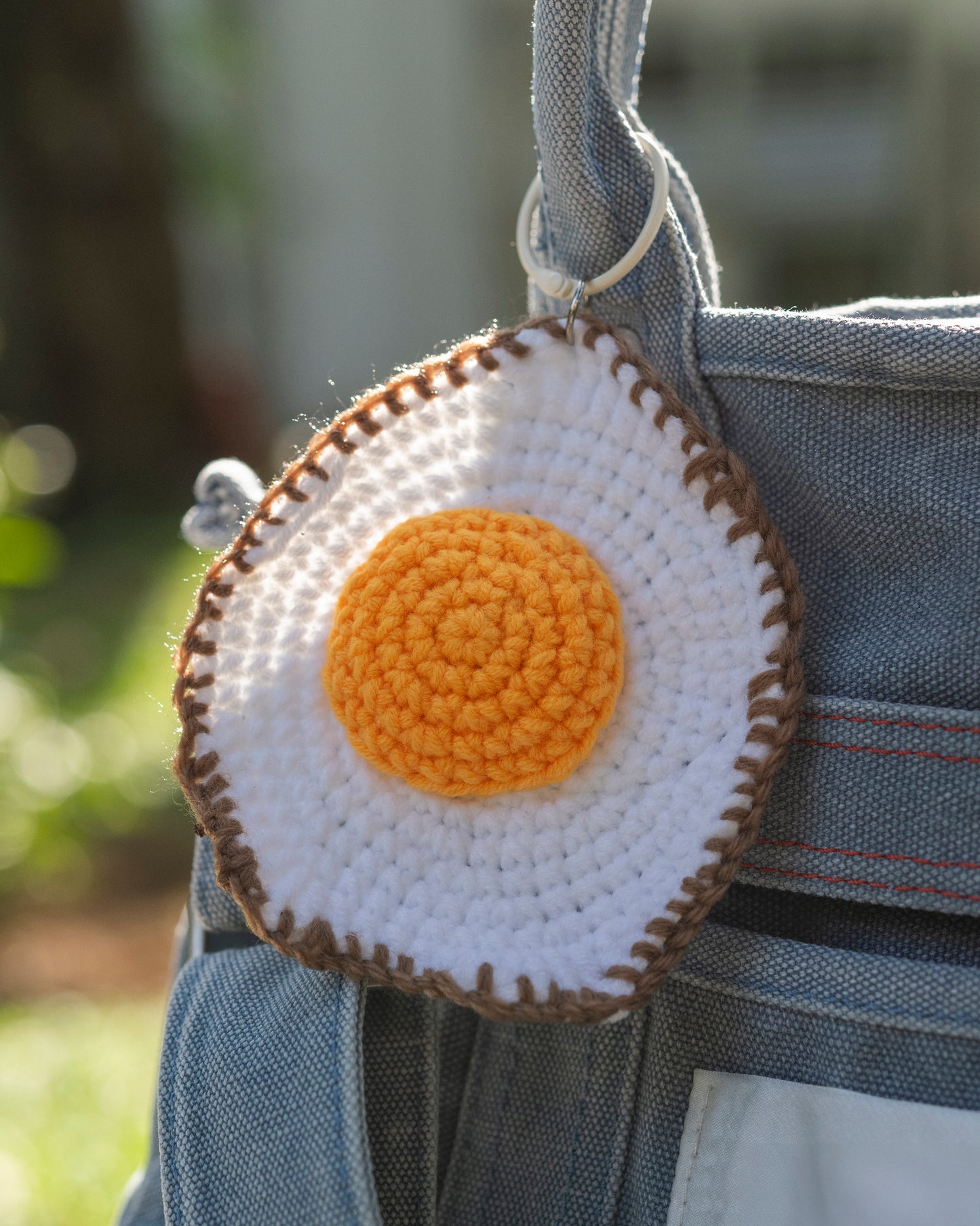 An Eggcellent Bag Charm (I)